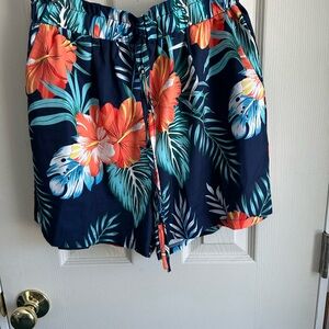Tropical Floral Women's Swim Shorts